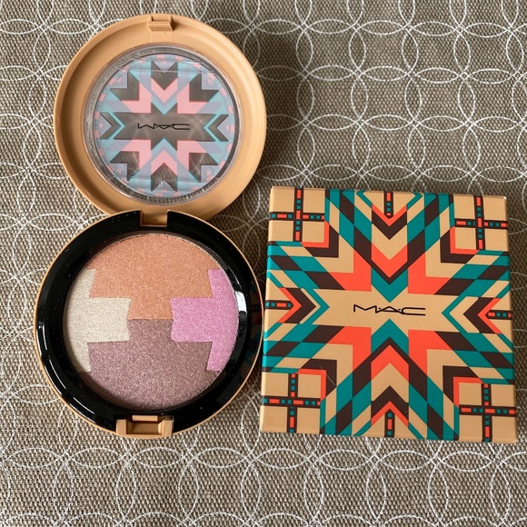 MAC Cosmetics Other - Mac Vibe Tribe Dunes at Dusk Gleamtones Powder